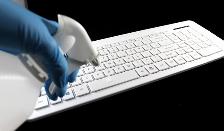 Man & Machine Very Cool - Cleaning